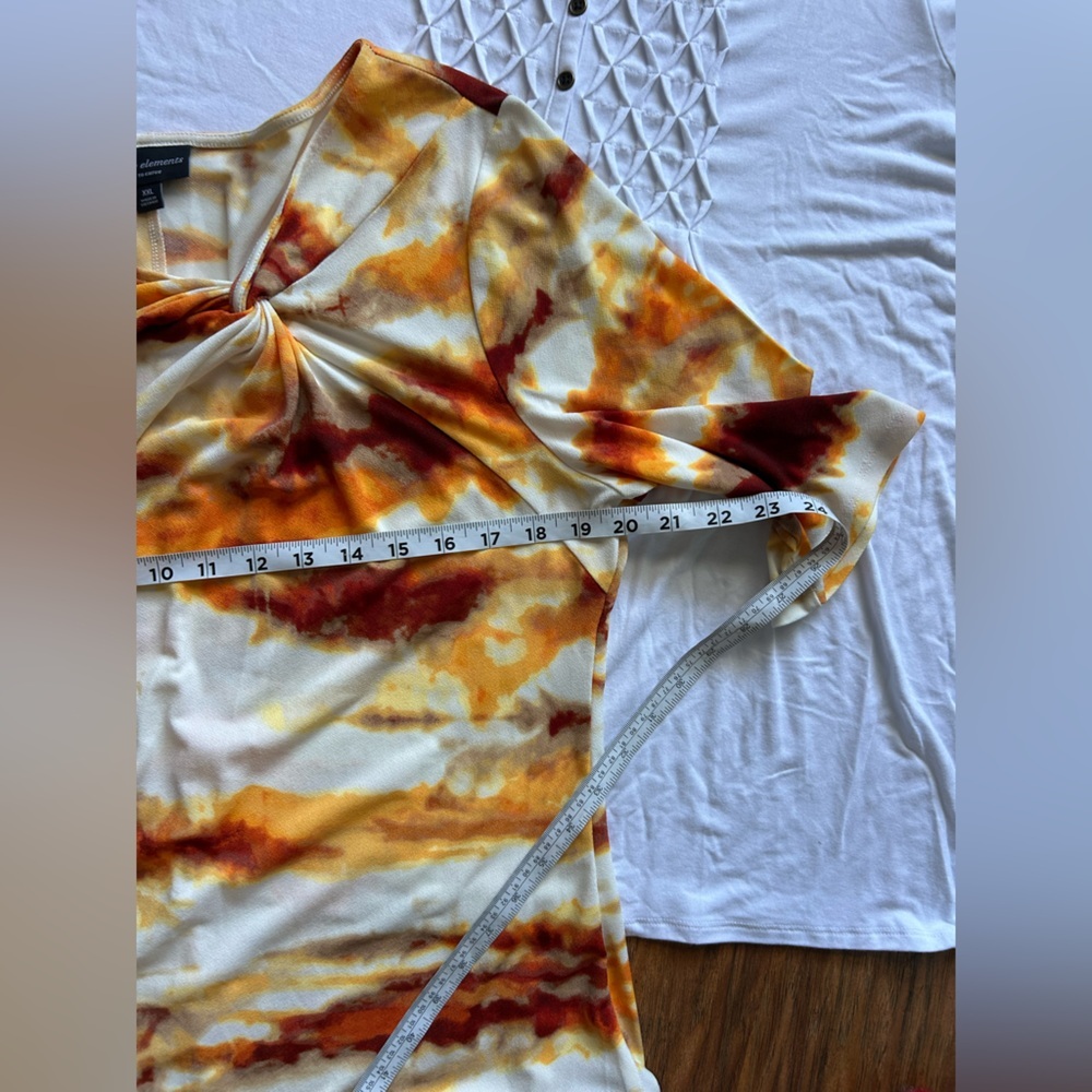 Women’s Blouses in White and Orange Short Sleeve Tops Bundle of Three XXL 2X - Picture 10 of 16
